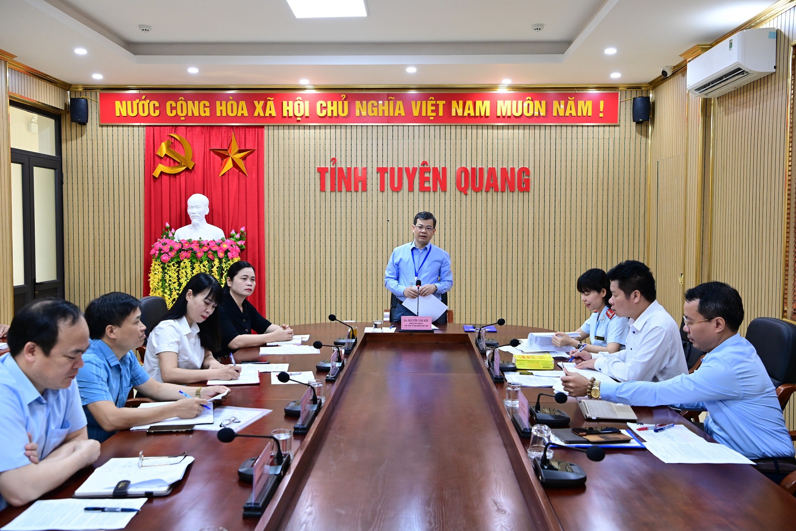 Nâng cao trách nhiệm của cơ quan, tổ chức và cá nhân trong công tác tiếp công dân định kỳ, đột xuất của Chủ tịch UBND tỉnh, Chủ tịch UBND huyện, thành phố trên địa bàn tỉnh Tuyên Quang